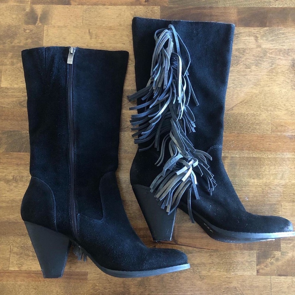Reva Cowgirly Black Suede Fringe Boots 10